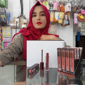 Ini adalah Lipcream OMG 27 Strike brand: OMG, age_group: all ages, gender: female, capacity: 3.5 ml, ingredients: Isododecane, Talc, Trimethylsiloxysilicate, Caprylyl Methicone, Polymethylsilsesquioxane, Cyclopentasiloxane, Tridecyl Trimellitate, Butyl Acrylate/Hydroxypropyl Dimethicone Acrylate Copolymer, Disteardimonium Hectorite, Microcrystalline Wax, Diisostearyl Malate, Silica Dimethyl Silylate, Synthetic Beeswax, Propylene Carbonate, Hydrated Silica, Phenoxyethanol, Polyhydroxystearic Acid, Ethylhexylglycerin, Triethoxycaprylylsilane, Fragrance, Pentaerythrityl Tetra-di-t-butyl Hydroxyhydrocinnamate, Aluminum Hydroxide, Phytosteryl/Octyldodecyl Lauroyl Glutamate, Tocopherol, Tocopheryl Acetate, CI 77492, CI 77491, CI 15850:2, CI 77891, CI 15850:1, CI 77499, CI 15850,