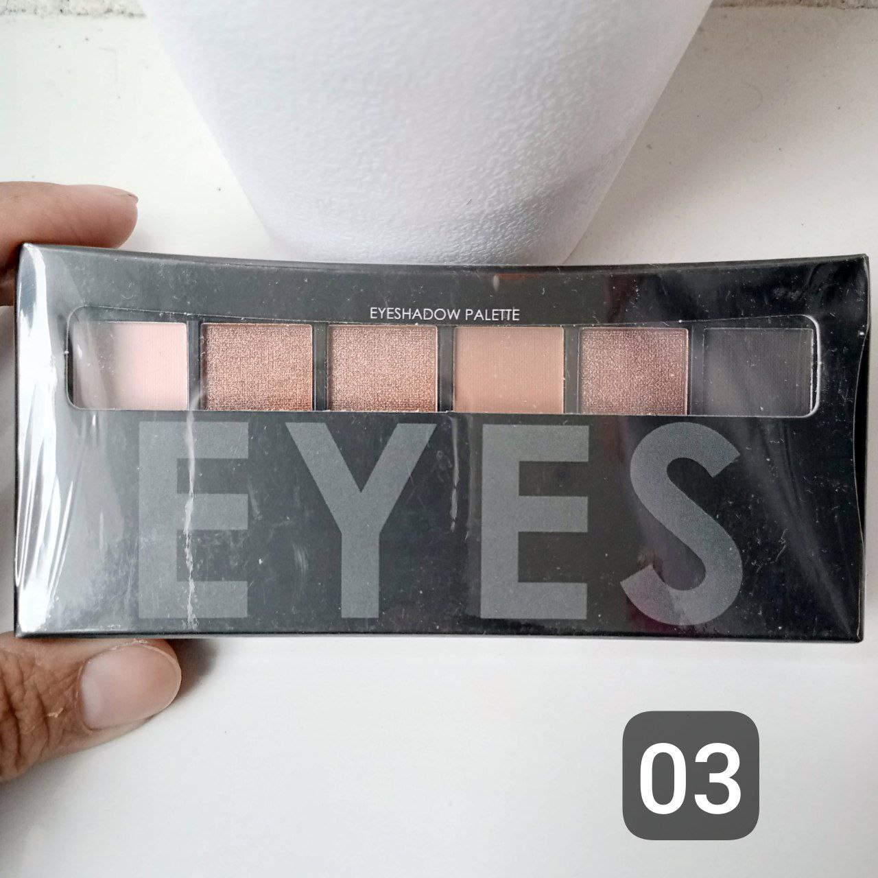 Ini adalah Focallure Eyeshadow 03 brand: Focallure, age_group: all ages, gender: female, capacity: 0.211 oz, ingredients: mica,talc,ci 77891,polybutene,magnesium stearate,dimethicone,ci 77492,ethylhexyl palmitate,bis-diglyceryl,polyacyladipate-2,ci 77491,methylparaben,ci 77499,propylparaben,ci 77266,ci 45410,