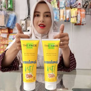 Ini adalah Facial Foam Tml The Face brand: the face, age_group: adult, gender: female, capacity: 100 ml, ingredients: Aqua, Myristic Acid, Lauric Acid, Glycol Distearate, Potassium Hydroxide, Glycerin, Stearic Acid, Sodium Laureth Sulfate, Niacinamide, Palmitic Acid, Potassium Laureth Phosphate, Sodium Lactate, Sodium Chloride, Parfum, Acrylates Copolymer, Phenoxyethanol, Propylene Glycol, Curcuma Xanthorrhiza Root Extract, Chlorphenesin, Sodium Benzoate, Potassium Sorbate, Citric Acid,
